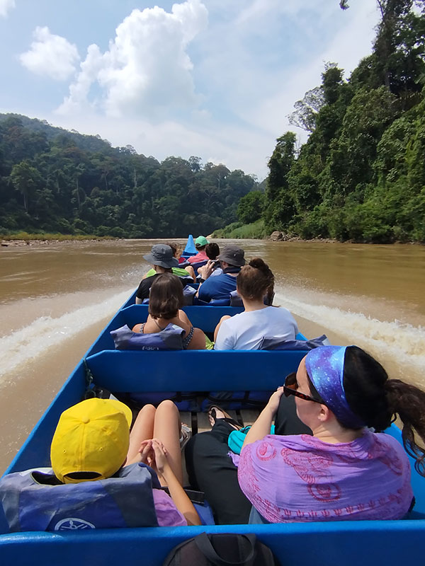 gita sul fiume al teman negara - malesia